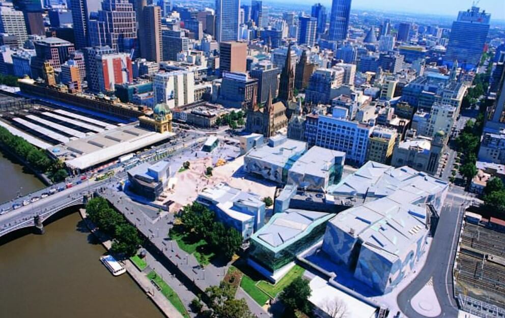 Мельбурн сити сегодня. Мельбурн. Мельбурн места и здания. Мельбурн Сити. Вертикальный город Мельбурн.